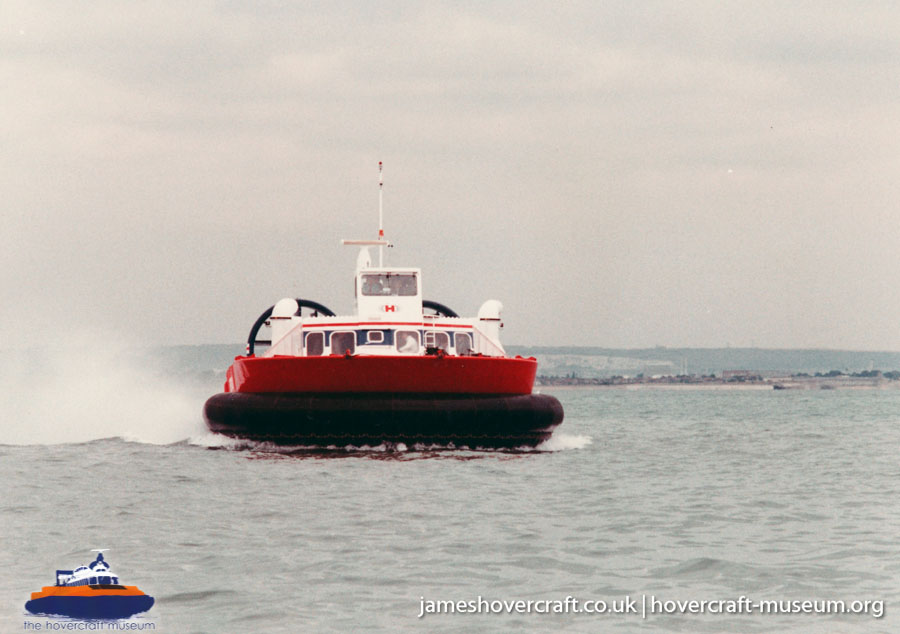 AP1-88 hovercraft at Ryde hoverport -  (credit: The <a href='http://www.hovercraft-museum.org/' target='_blank'>Hovercraft Museum Trust</a>).